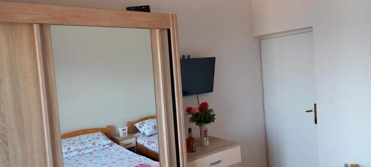 Rooms Vlaovic Herceg Novi Bagian luar foto
